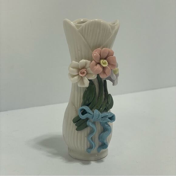 Ceramic Floral Vase miniature decor accent piece - Picture 10 of 10